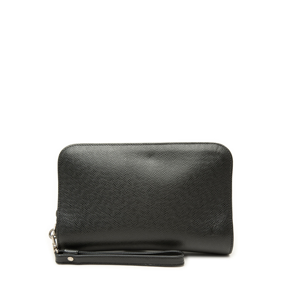 Pre-Loved Louis Vuitton Taiga Pochette Baikal